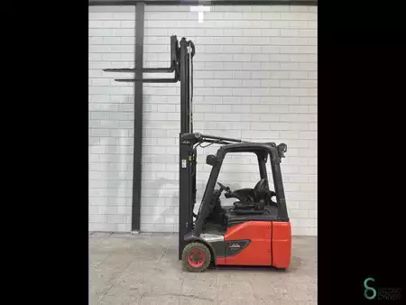 Carrelli elettrici 4 ruote 2018  Linde E16C (8)