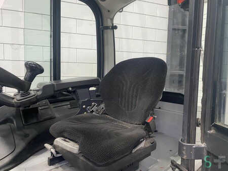 Electric - 4 wheels 2018  Still RX60-25 RX60 (17)