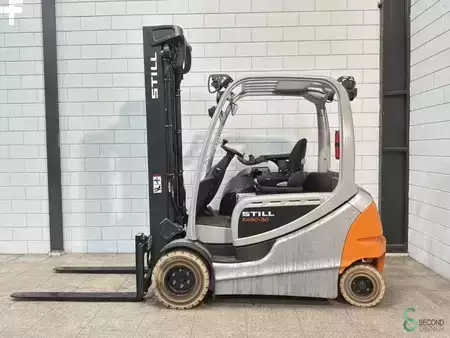 Eléctrico - 4 rodas 2019  Still RX60-30L (1)