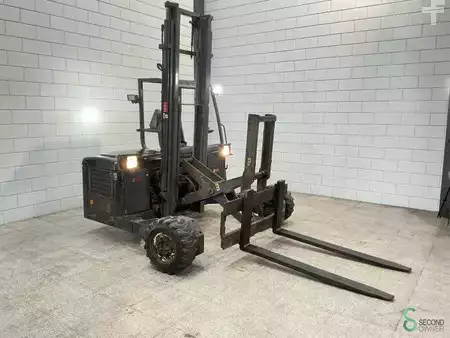 Diesel truck 2008  Moffett  (5)