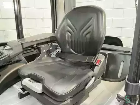 Eléctrica de 4 ruedas 2019  Still RX60-50 (11)