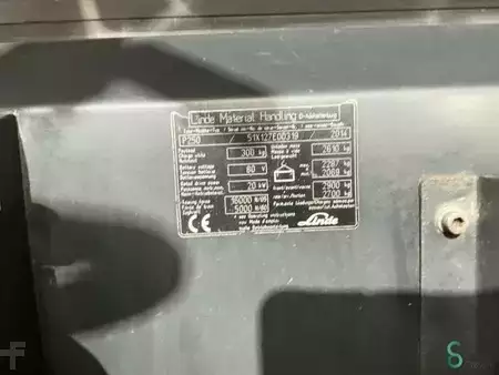 Schlepper 2014  Still R07-25 (10)