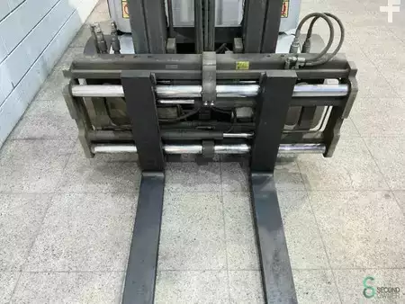 Eléctrica de 4 ruedas 2019  Still RX60-35 (5)
