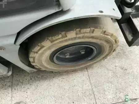 Chariots électriques à 4 roues 2019  Still RX20-16L (16)