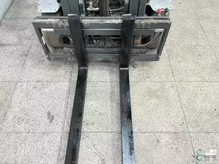 Chariots électriques à 4 roues 2019  Still RX20-16L (5)