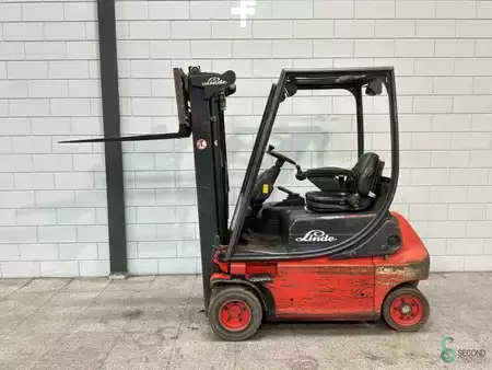 Eléctrico - 4 rodas 2001  Linde E18P (7)