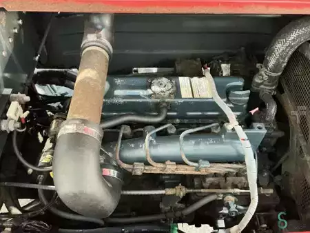 Chariots élévateurs diesel 2004  Moffett  (14)