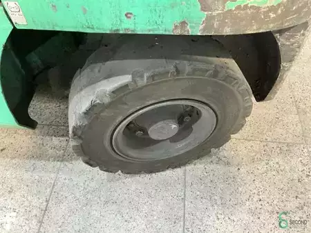 LPG heftrucks 2008  Mitsubishi FG30N (18)