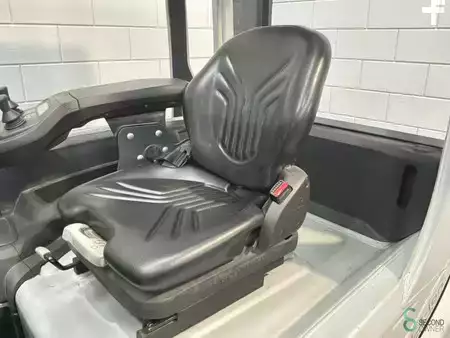 Elektro čtyřkolový VZV 2022  Still RX60-30 (9)