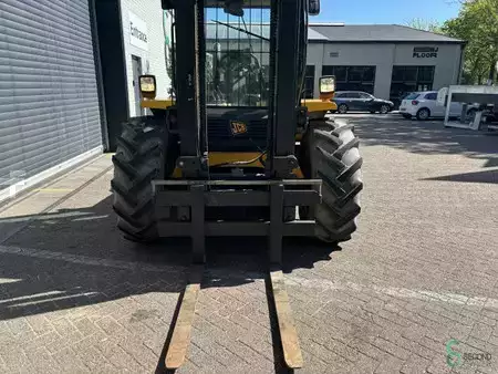 Empilhador diesel 2010  JCB  (3)