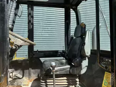 Empilhador diesel 2010  JCB  (9)