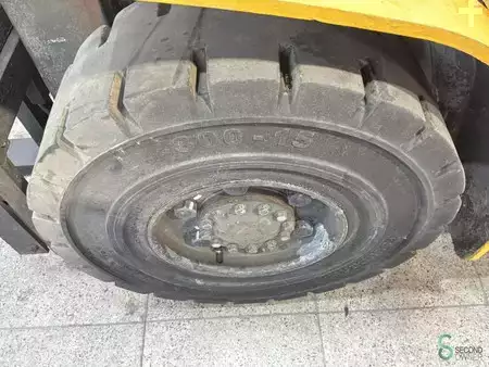 Diesel truck 2018  TCM FD 40 T 8 (19)