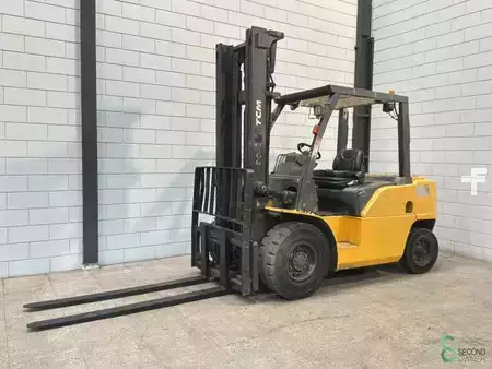 Diesel truck 2018  TCM FD 40 T 8 (3)