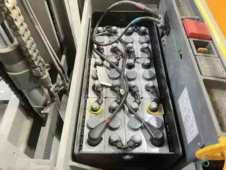 Wózek wysokiego podnoszenia 2017  Jungheinrich EJC B31 (13)