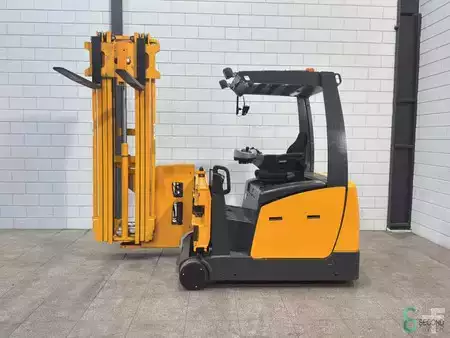 Recogepedido vertical 2005  Jungheinrich EFX 413 (7)