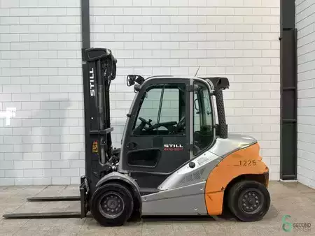 Empilhador diesel 2018  Still RX70-50/600 (1)