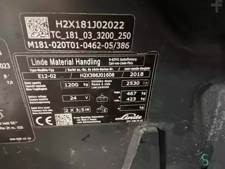 Chariots électriques à 4 roues 2018  Linde E12-02 (10)