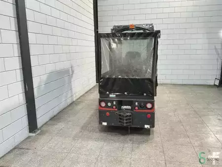 Tahač 2015  Linde W08 (7)