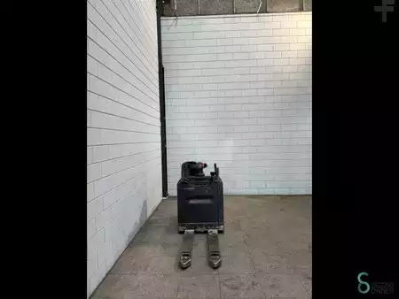 Elektrische palletwagens 2021  Linde T20SP (4)