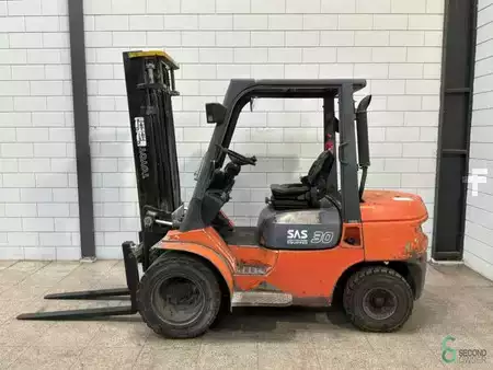 Dieselový VZV 2000  Toyota 02-7 FDF 30 (1)