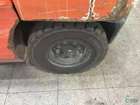 Dieselový VZV 2006  Toyota 42-7 FD 35 (16)