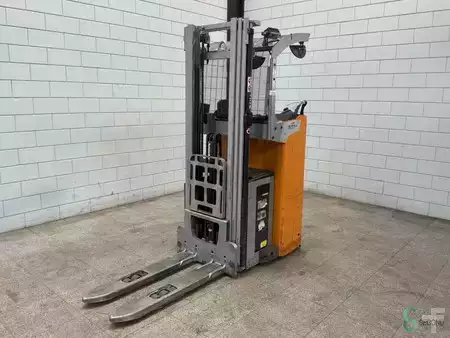 Stacker pedestre 2020  Still FXV14N (3)