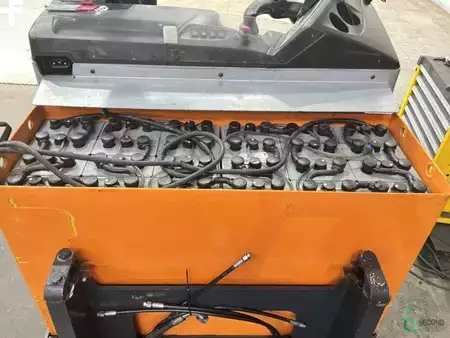 Chariots à mât rétractable 2019  Still FM-X17 (11)