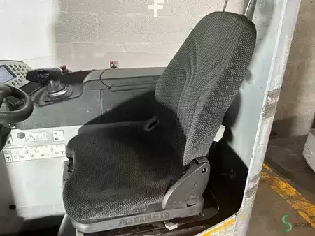 Chariots à mât rétractable 2019  Still FM-X17 (13)