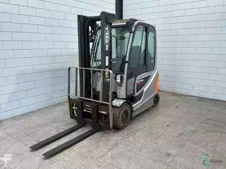 Chariots électriques à 4 roues 2018  Still RX60-25L (3)