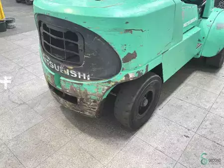 Dieselový VZV 2005  Mitsubishi FD50K (5)