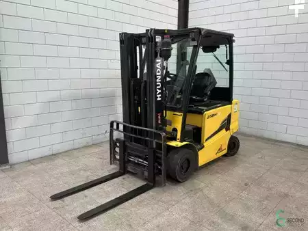 Elektro čtyřkolový VZV 2016  Hyundai 25BH 9 (3)