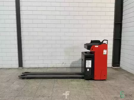 Porta-paletes elétrico 2018  Linde T20R (1)