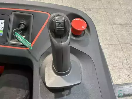 Porta-paletes elétrico 2018  Linde T20R (10)