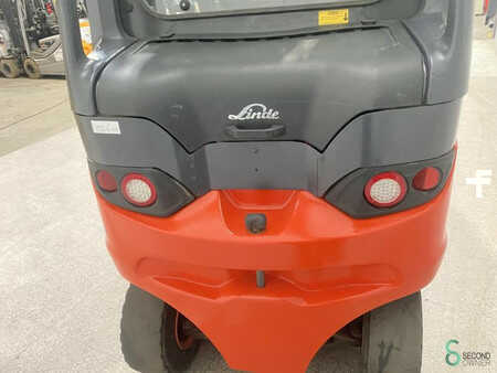Eléctrico - 4 rodas 2013  Linde E50HL-01 E (15)
