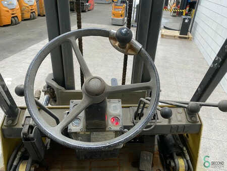 Chariots élévateurs GPL 1999  Hyster H 4.00 XL/5 (T) H (T) (9)