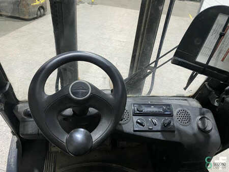 Empilhador a gás 2017  Linde H35T H (T) (14)