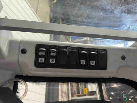 Retráctil 2018  Still FM-X20SE FM-X (12)