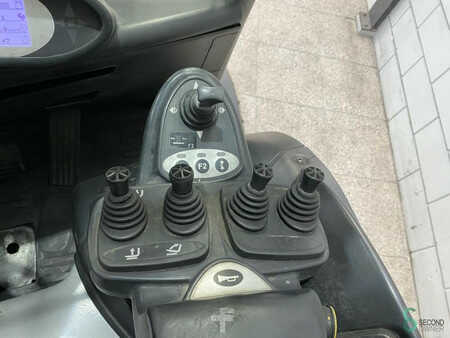 4-wiel elektrische heftrucks 2015  Still RX60-50 RX60 (11)