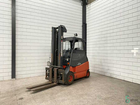 Elektro 4 Rad 2010  Linde E 30 E (1)