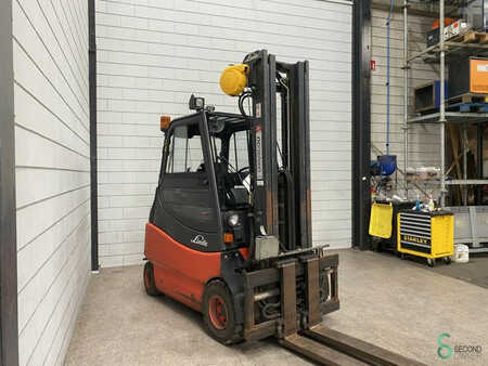 Elektro 4 Rad 2010  Linde E 30 E (16)