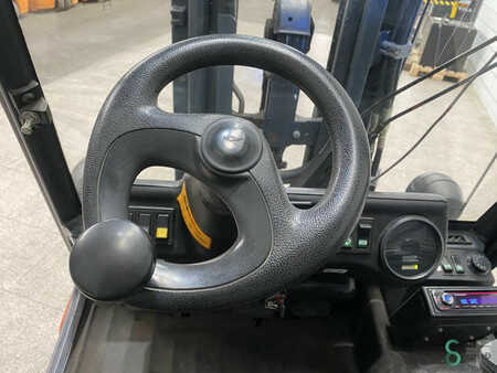 Elektro 4 Rad 2010  Linde E 30 E (5)