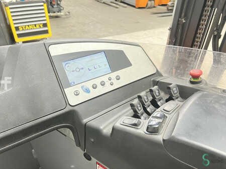 Reach Trucks 2019  Still FM-X14 FM-X (5)