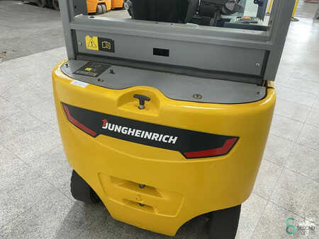 Eléctrica de 4 ruedas 2019  Jungheinrich EFG 425k EFG (5)