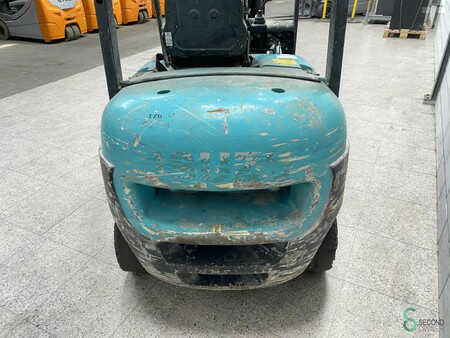 Dieselstapler - Patria FD25 FD (4)