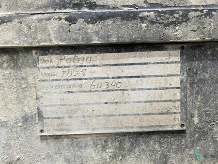 Dieselstapler - Patria FD25 FD (8)