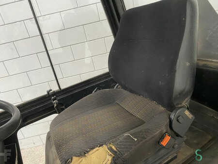 Dieseltrukki 2000  Still R 70-25 R70 (D) (8)