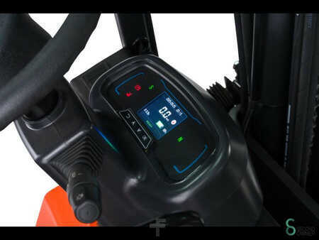 Elektro čtyřkolový VZV 2025  Noblelift CPD25-AF1H (10)