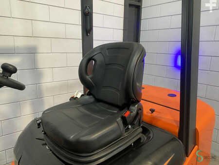 Elektro čtyřkolový VZV 2025  Noblelift CPD25-AF1H (12)