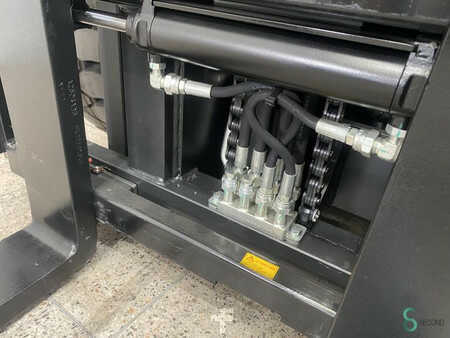 Elektro čtyřkolový VZV 2025  Noblelift CPD25-AF1H (6)