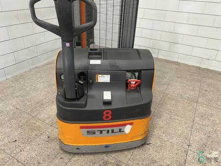 Stacker pedestre 2014  Still EGV14 EGV (4)